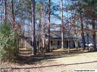 4515 Margarete Dr SW, Decatur, AL 35603