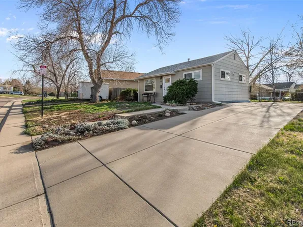 1559 S Quieto Court, Denver, CO 80223