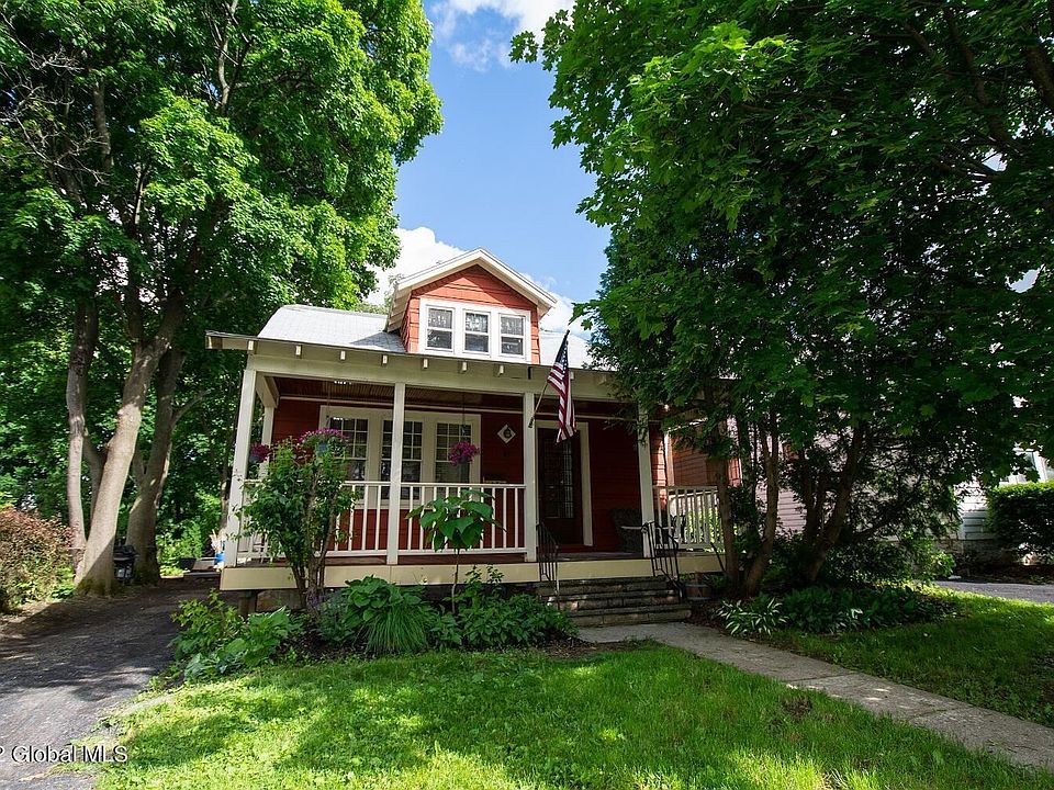 1st image of 65 Fleetwood Ave