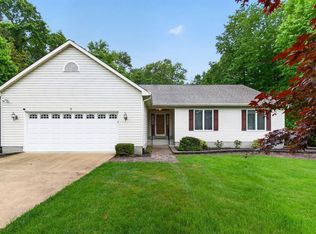 8928 Cottongrass St, Waldorf, MD 20603