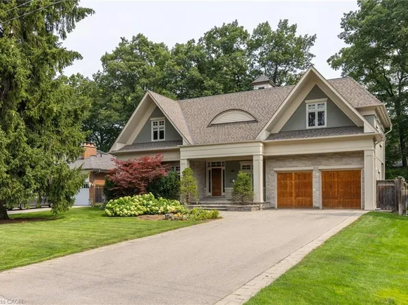 411 Wedgewood Dr, Oakville, ON L6J 4S3