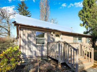 9649 Delta Line Rd, Blaine, WA 98230