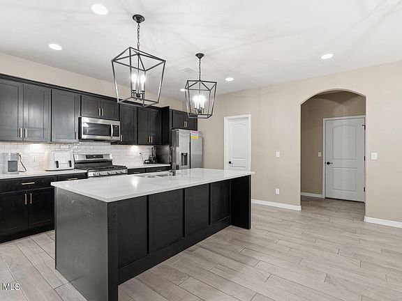 4th image of 14695 Pebble Hills Blvd
