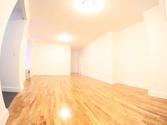 4th image of 1220 Grand Concourse #1B-1