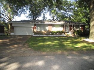 9729 Colony Dr, Saint Louis, MO 63137