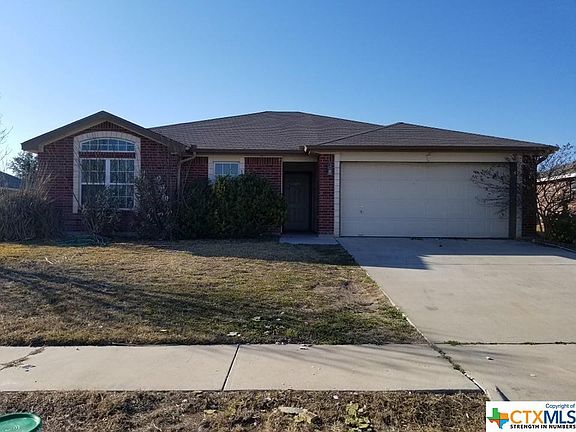 2nd image of 1306 Dixon Cir