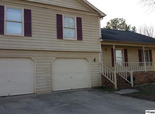 1069 Sandy Springs Rd NW, Huntsville, AL 35806