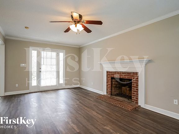 4th image of 1128 Silent Brook Rd