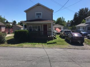 516 Stark St, Moosic, PA 18507