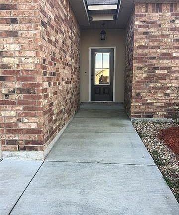 2nd image of 25673 Palmwood Ct