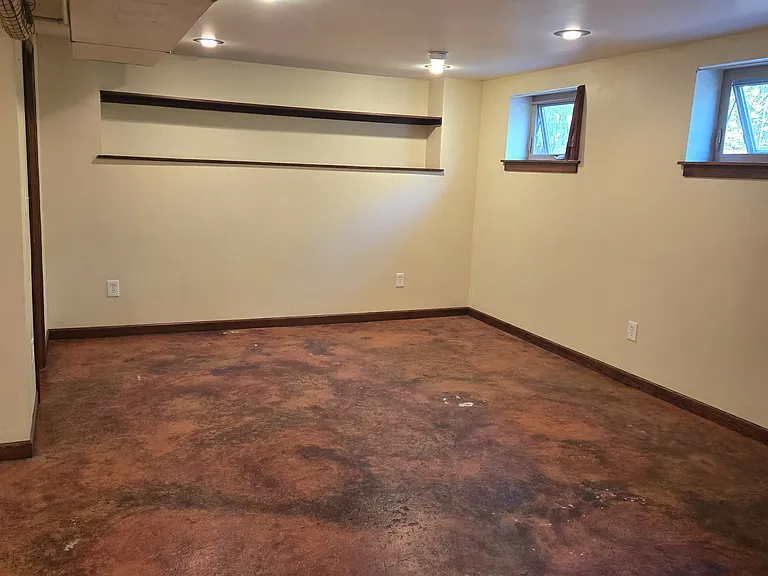 555 N Simpson St #3 — Photo 10