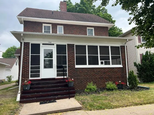 138 East Howard Street, Portage, WI 53901