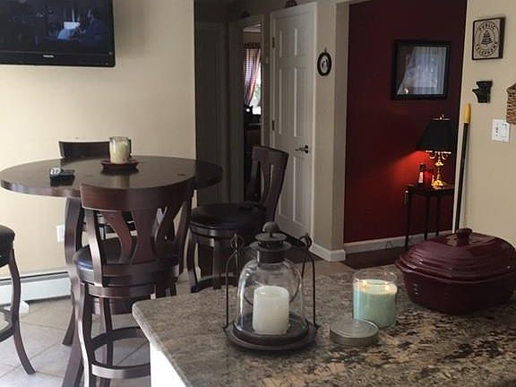 5th image of 83 Derry Rd