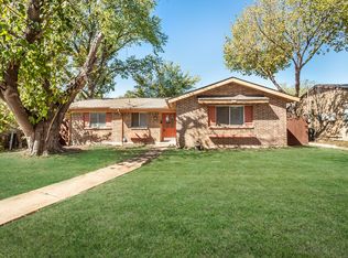 2121 Travis Dr, Carrollton, TX 75006