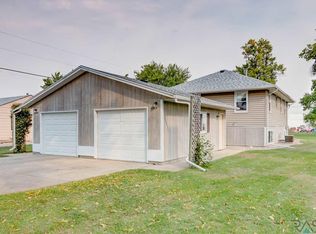 5504 W 14th St, Sioux Falls, SD 57106