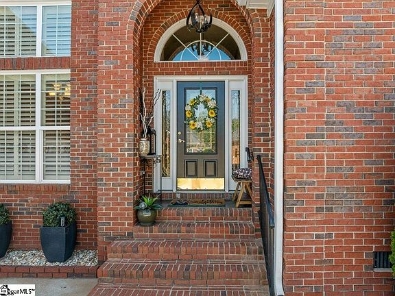 3rd image of 504 Spring Point Ct