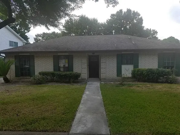 9726 Railton St, Houston, TX 77080