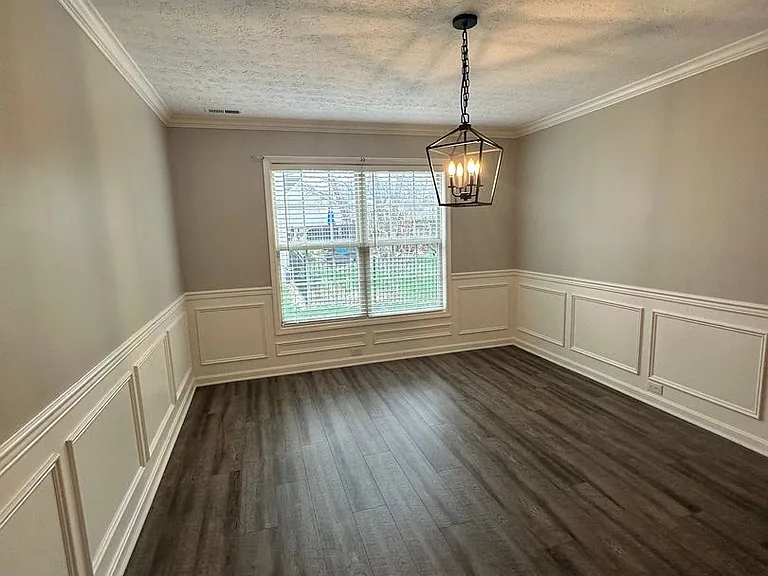 9215 Eminence Ct — Photo 5