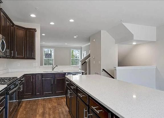 5th image of 1416 Becknel Ave