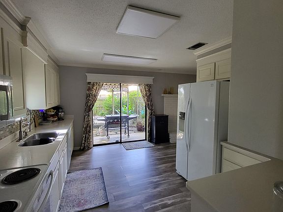 4th image of 630 Merioneth Dr NE