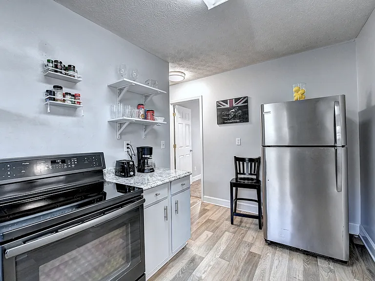 1170 Atlantic Dr NW — Photo 15