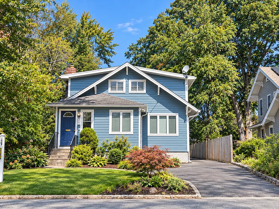 153 E Central Ave #2