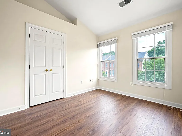 4519 Fair Valley Dr — Photo 34