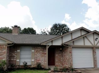 16010 Echo Hill Dr, Houston, TX 77059