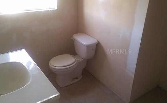 2nd image of 2915 S Lincoln Ave