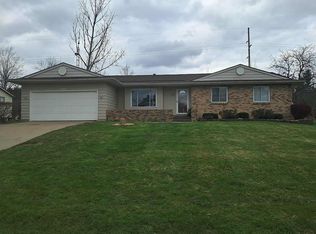 1095 Risecliff Dr, Grand Blanc, MI 48439