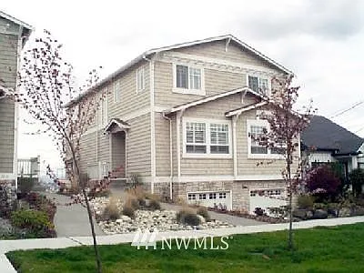 3272 36th Sw Avenue SW photo 1