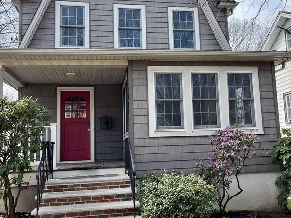 528 Terhune St, Teaneck, NJ 07666