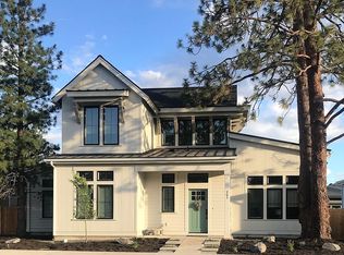 241 W Clearpine Dr, Sisters, OR 97759