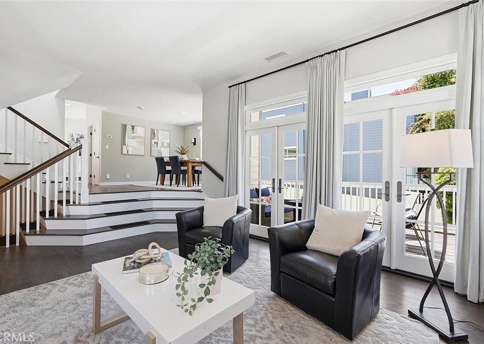 1st image of 702 S Broadway #A