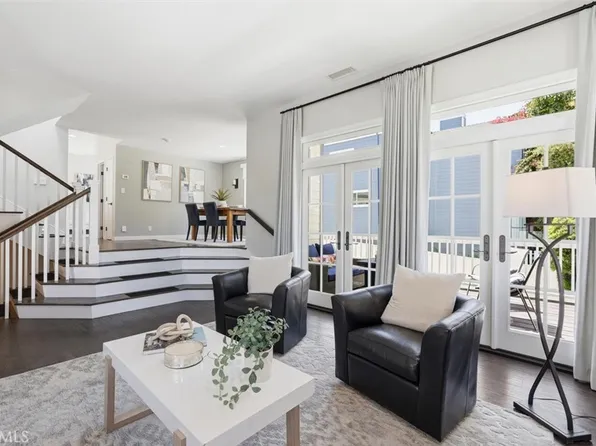 702 S Broadway #A, Redondo Beach, CA 90277