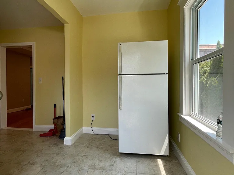 117 Edwards St #1 — Photo 6