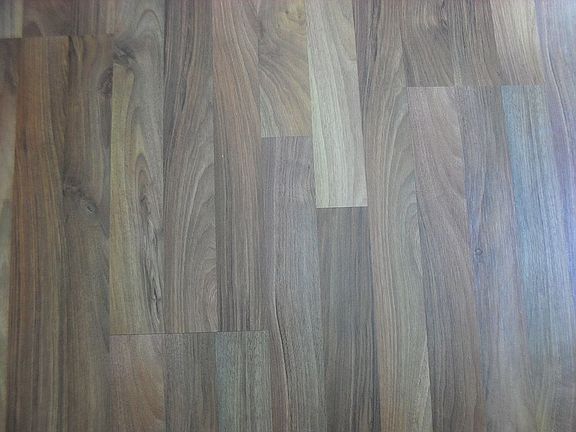 New laminate wood floors