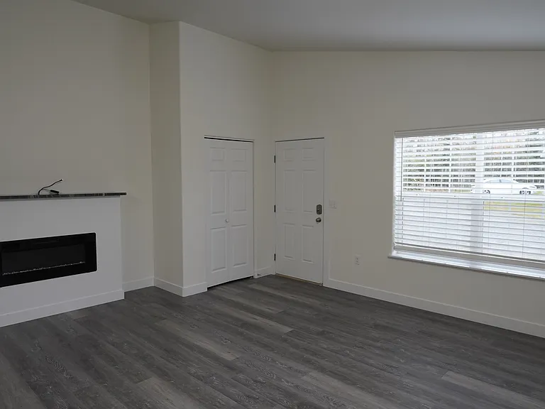 3698 S Lansing Rd — Photo 5