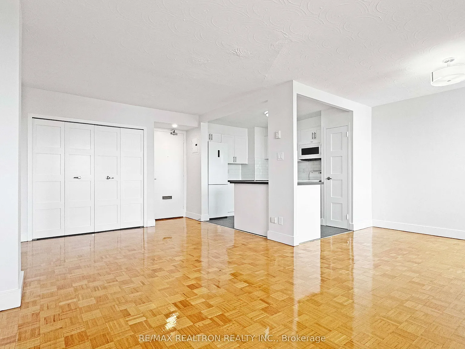 1 bed, $2,295 — Photo 1