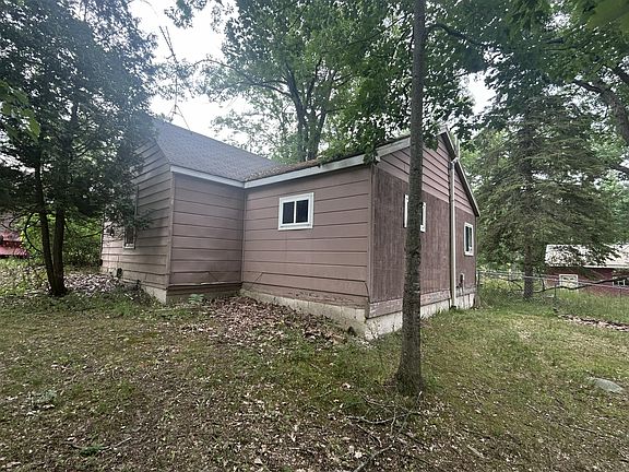 3rd image of 11 Ranch Rd