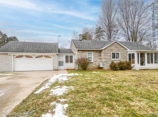 9213 N Clio Rd, Clio, MI 48420