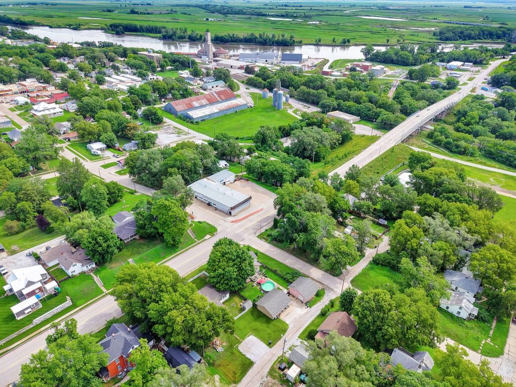 505 4th Corso, Nebraska City, NE - View 2
