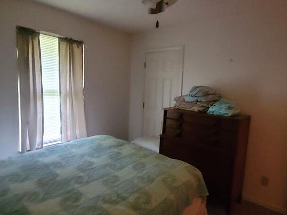 3rd image of 336 Crow Rd