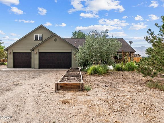 5th image of 140 Brantingham Ct