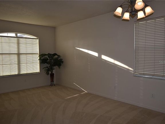 4th image of 11221 Madison Park Dr