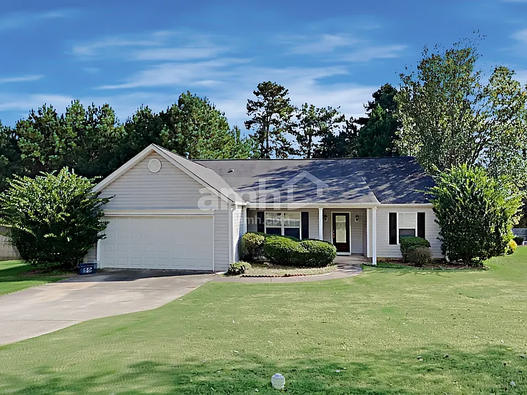 247 Rockingham Dr — Photo 1
