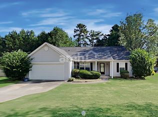 247 Rockingham Dr, Loganville, GA 30052