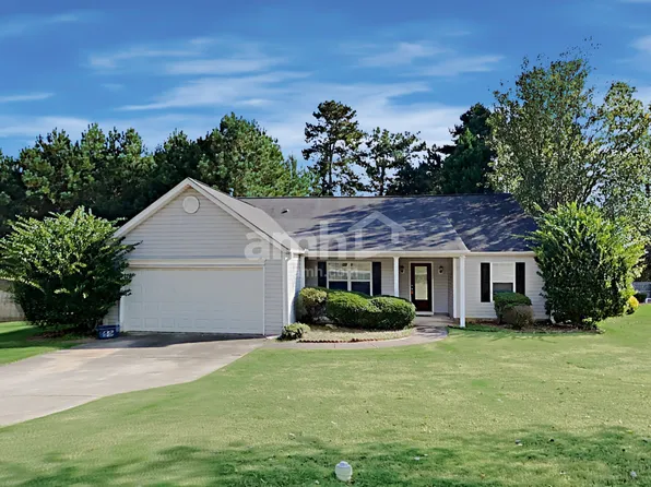 247 Rockingham Dr, Loganville, GA 30052