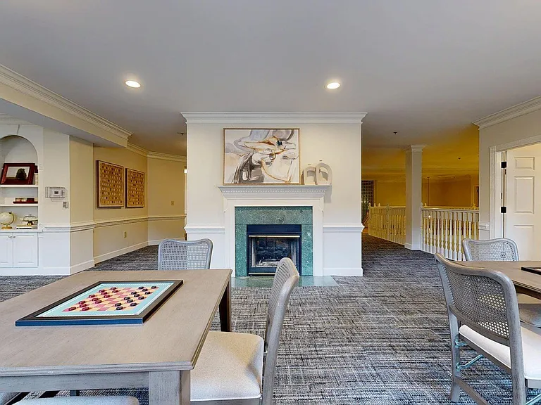 Buckhead Flats — Photo 1