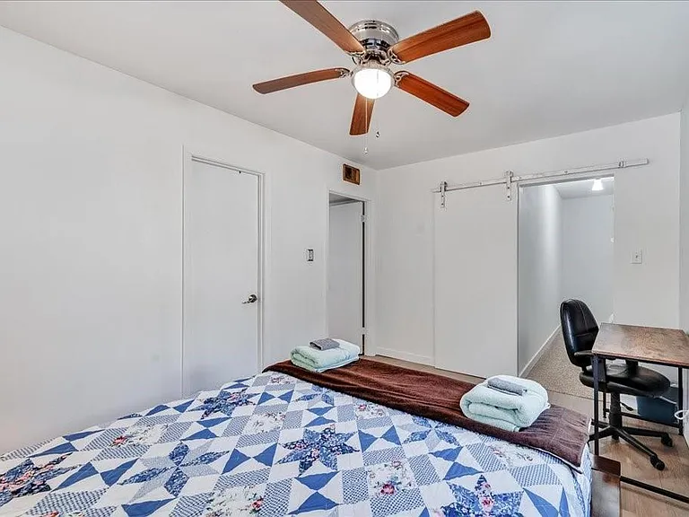 8001 Briarwood Ln — Photo 15